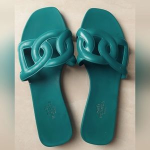 Hermes aloha sandals